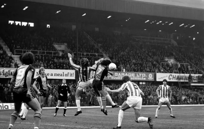 Framed Print : English League Division One match. Stoke City 0 v Southampton 2