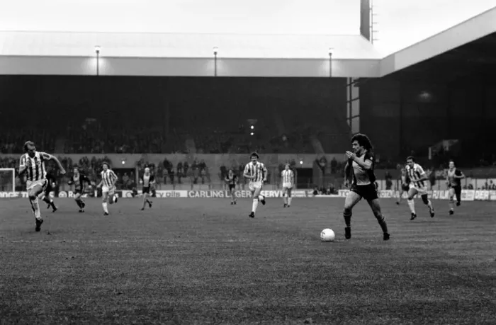 Framed Print : English League Division One match. Stoke City 0 v Southampton 2 Framed Print : English League Division One match. Stoke City 0 v Southampton 2