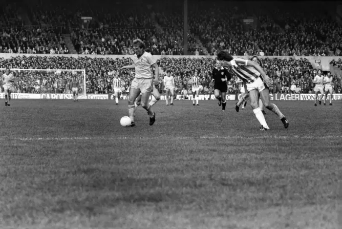 Framed Print : English League Division One match. Stoke City 1 v Liverpool 1 Framed Print : English League Division One match. Stoke City 1 v Liverpool 1