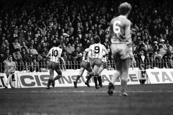 Framed Print : English League Division One match. Stoke City 1 v Liverpool 1. October 1982 MF09-05-107
