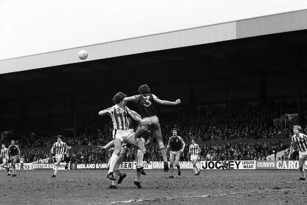 English League Division One match. Stoke City 2 v West Ham United 1. Febuary 1982 MF05-13