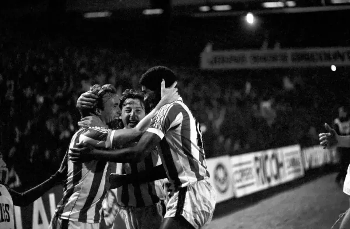 Framed Print : English League Division One match. Stoke City 2 v Tottenham Hotspur 0 Stoke