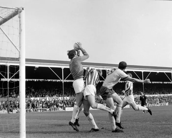 Framed Print : English League Division match Stoke City v Arsenal Stoke goalkeeper Farmer leaps up