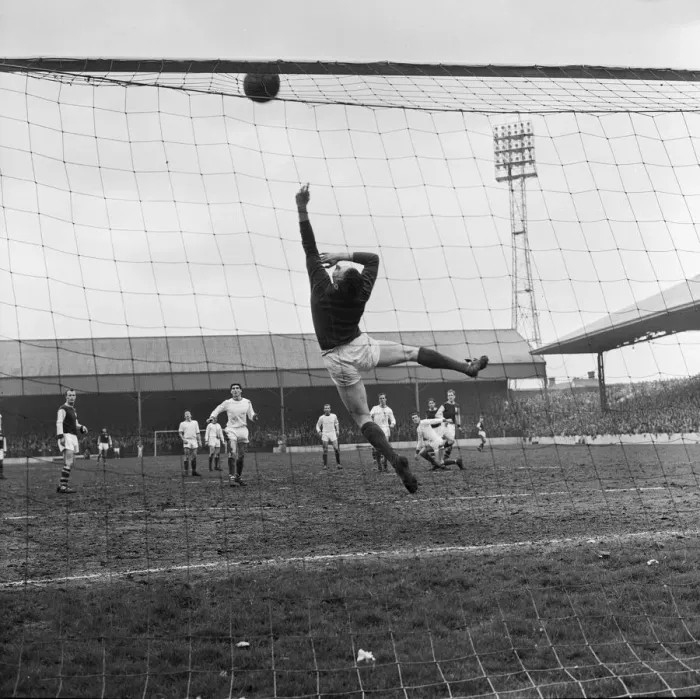 Framed Print : English League Division One match at Turf Moor. Burnley 0 v Manchester United 1 Framed Print : English League Division One match at Turf Moor. Burnley 0 v Manchester United 1