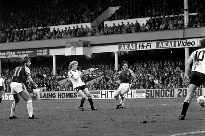 Framed Print : English League Division One match at Upton Park. West Ham United 3 v Manchester United 1