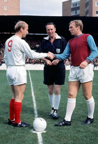 English league Division One match at Upton Park West Ham United v Manchester United