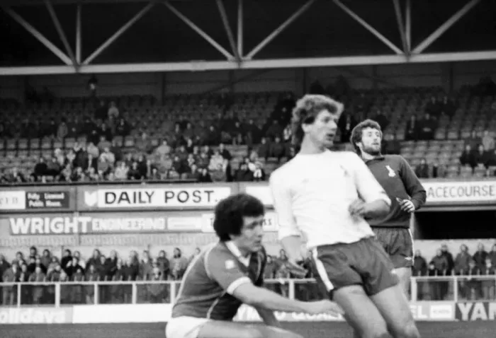 Framed Print : English League Division Two match. Wrexham 0 v Oldham Athletic 3 Framed Print : English League Division Two match. Wrexham 0 v Oldham Athletic 3