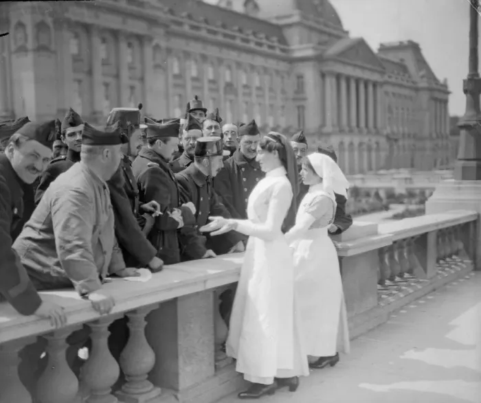 Framed Print : English nurses seen here meeting Belgian soldiers outside the Royal Palace before
