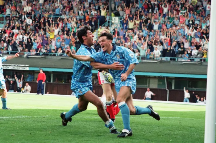 Framed Print : English Premier League match, Coventry City 2 -1 Middlesbrough held at Highfield Road