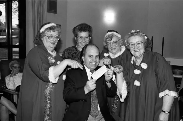 Framed Print : Entertainers from The Midways perform for patients at Kirkwood Hospice, Dalton