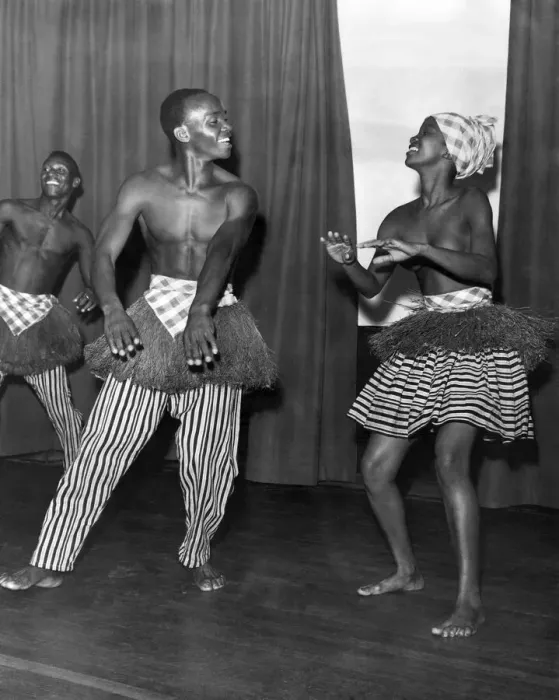 Framed Print : Entertainment: Dancers. The topless way To the throbbing music of native instruments Framed Print : Entertainment: Dancers. The topless way To the throbbing music of native instruments