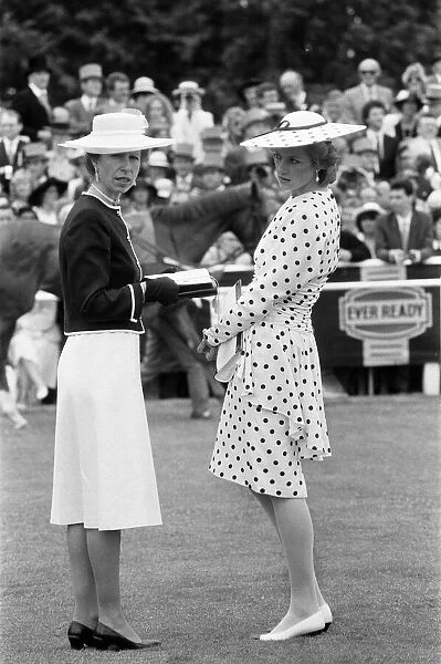 Epsom Derby 4th June 1986. Princess Anne and Princess Diana, standing together
