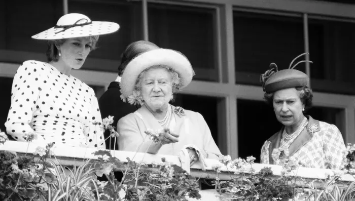 Framed Print : Epsom Derby, 4th June 1986. Princess Diana, Princess of Wales Framed Print : Epsom Derby, 4th June 1986. Princess Diana, Princess of Wales