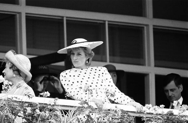 Epsom Derby 4th June 1986. Princess Diana at Balcony of Royal Enclosure