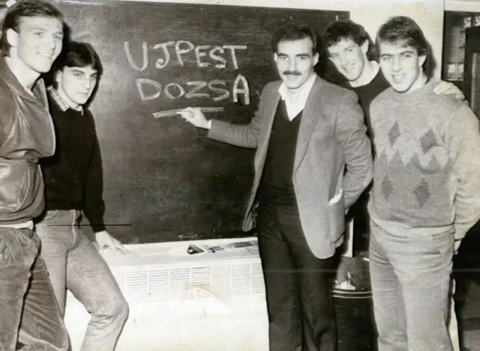 Framed Print : EQI EUROPEAN CUP DRAW DECEMBER 1983 DRAWS ABERDEEN WITH UJPEST DOZSA PLAYERS