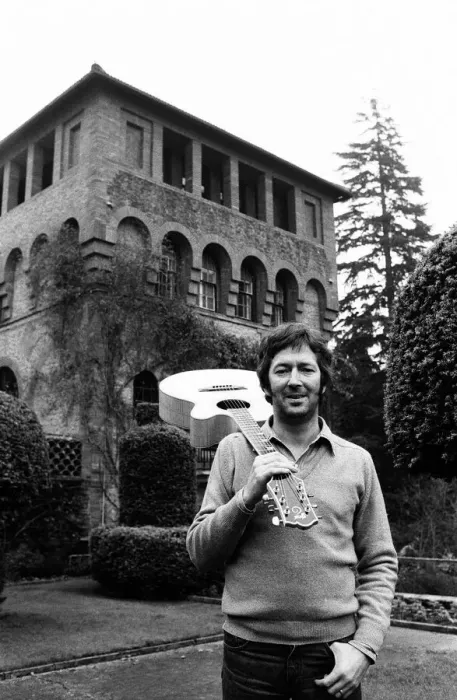 Framed Print : Eric Clapton at his spanish style home in Surrey, 23rd January 1981