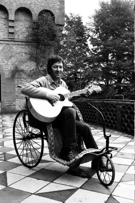 Framed Print : Eric Clapton at his spanish style home in Surrey, 23rd January 1981 Framed Print : Eric Clapton at his spanish style home in Surrey, 23rd January 1981