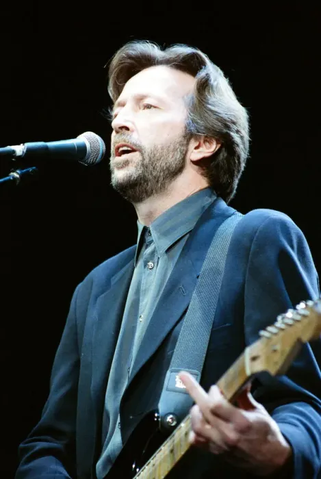 Framed Print : Eric Clapton on stage at the Brighton Centre, Brighton, 1st February 1992 Framed Print : Eric Clapton on stage at the Brighton Centre, Brighton, 1st February 1992