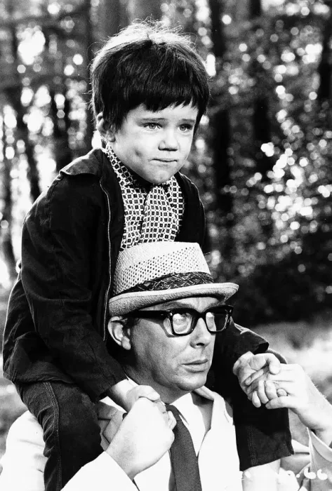 Framed Print : Eric Morecambe actor comedian with child actor Tyler Butterworth in the film Framed Print : Eric Morecambe actor comedian with child actor Tyler Butterworth in the film