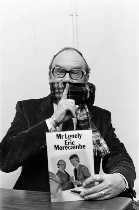 Framed Print : Eric Morecambe promoting his book Mr Lonely'in Birmingham. 31st March 1981 Framed Print : Eric Morecambe promoting his book Mr Lonely'in Birmingham. 31st March 1981