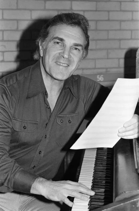 Framed Print : Ernest Maxin at rehearsals for Lennie and Jerrys BBC1 Christmas Special Framed Print : Ernest Maxin at rehearsals for Lennie and Jerrys BBC1 Christmas Special