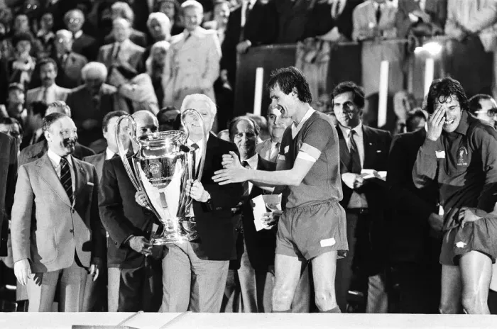 Framed Print : European Cup Final at the Parc Des Princes, Liverpool 1 v Real Madrid 0 Framed Print : European Cup Final at the Parc Des Princes, Liverpool 1 v Real Madrid 0