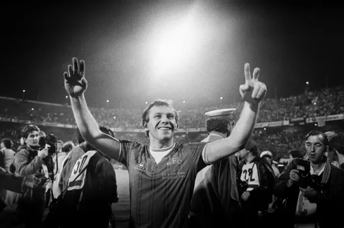 Framed Print : European Cup Winners Cup Final. Rotterdam, Holland. Everton 3 v Rapid Vienna 1 Framed Print : European Cup Winners Cup Final. Rotterdam, Holland. Everton 3 v Rapid Vienna 1