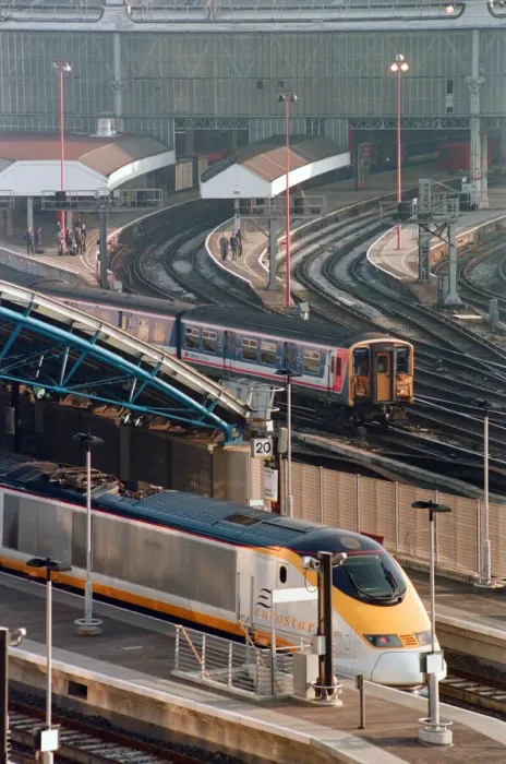 Framed Print : Eurostar at Waterloo station. 24th March 1995 Framed Print : Eurostar at Waterloo station. 24th March 1995