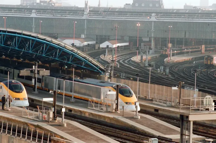 Framed Print : Eurostar at Waterloo station. 24th March 1995 Framed Print : Eurostar at Waterloo station. 24th March 1995