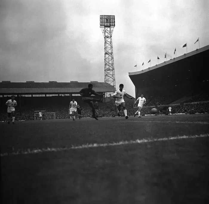 Framed Print : Eusebio scores for Portugal during world cup 1966 against Bulgaria Framed Print : Eusebio scores for Portugal during world cup 1966 against Bulgaria