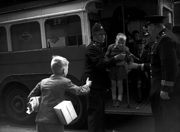 Evacuees leave Euston for the country July 1944 during WW2