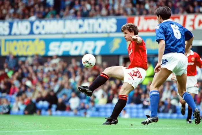 Framed Print : Everton 0-2 Manchester United, league match at Goodison Park