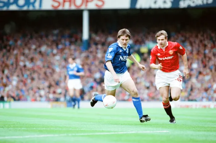 Framed Print : Everton 0-2 Manchester United, league match at Goodison Park Framed Print : Everton 0-2 Manchester United, league match at Goodison Park