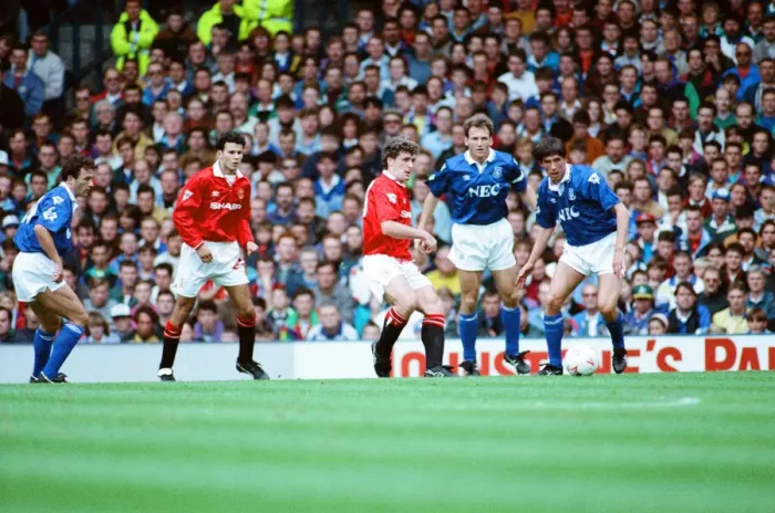 Framed Print : Everton 0-2 Manchester United, league match at Goodison Park