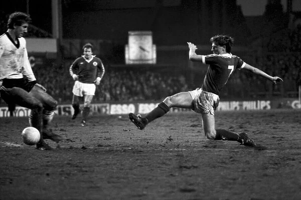 Everton 0 v. Ipswich 0. Division One Football. January 1981 MF01-12-012