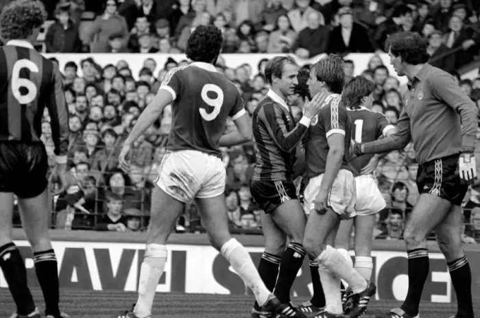 Framed Print : Everton 0 v Manchester City 1. Division 1 Football October 1981 MF04-11-040