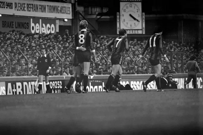 Framed Print : Everton 0 v Manchester City 1. Division 1 Football October 1981 MF04-11-053 Framed Print : Everton 0 v Manchester City 1. Division 1 Football October 1981 MF04-11-053