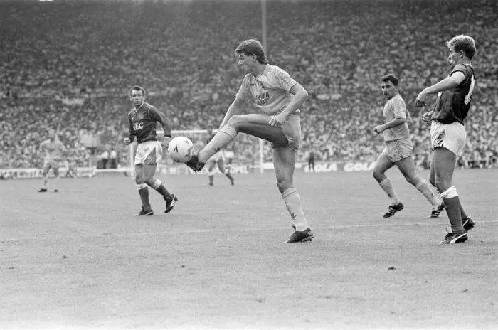 Framed Print : Everton 1-0 Coventry, Charity Shield football match at Wembley Stadium, London