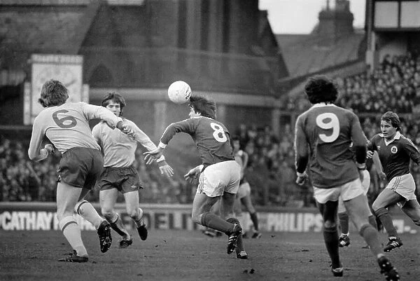 Everton 1 v. Arsenal 2. Division One Football. January 1981 MF01-06-068