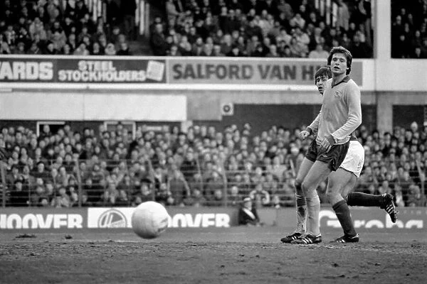 Everton 1 v. Arsenal 2. Division One Football. January 1981 MF01-06-042