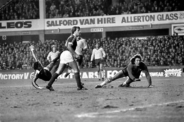 Everton 1 v. Arsenal 2. Division One Football. January 1981 MF01-06-017