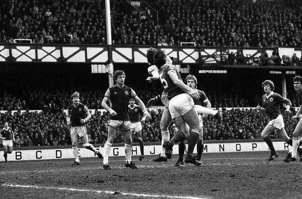 Everton 1 v. Aston Villa 3. Division One Football. February 1981 MF01-21-016