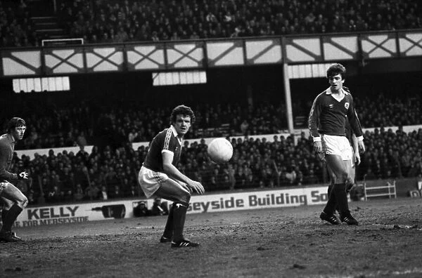 Everton 1 v. Aston Villa 3. Division One Football. February 1981 MF01-21-023