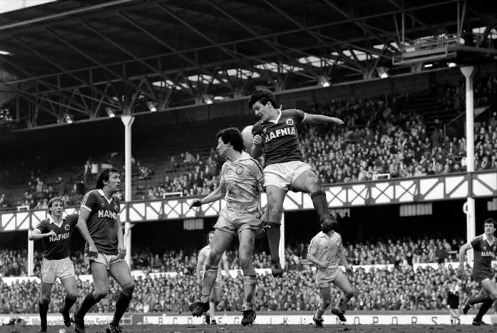 Framed Print : Everton 1 v. Leeds United 2. Division One Football. March 1981 MF01-44-056 Framed Print : Everton 1 v. Leeds United 2. Division One Football. March 1981 MF01-44-056