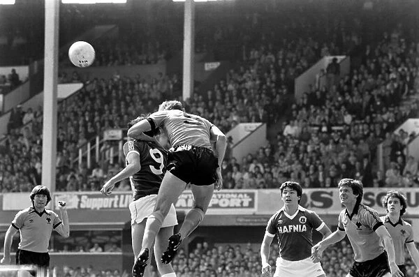 Everton 1 v. Wolverhampton Wanderers 1. May 1982 MF07-04-020