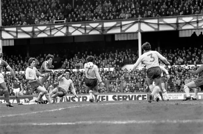 Framed Print : Everton 2 v. Arsenal 0. F. A Cup. January 1981 MF01-01-016