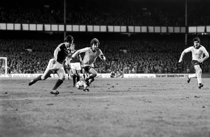 Framed Print : Everton 2 v. Arsenal 0. F. A Cup. January 1981 MF01-01-032 Framed Print : Everton 2 v. Arsenal 0. F. A Cup. January 1981 MF01-01-032