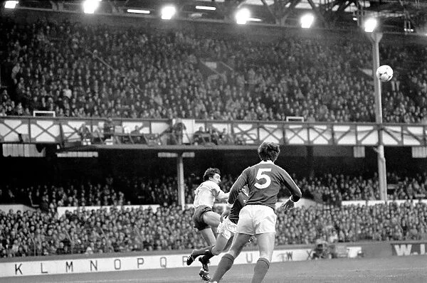 Everton 2 v. Arsenal 0. F. A Cup. January 1981 MF01-01-066