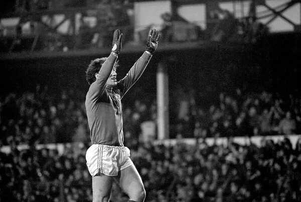 Everton 2 v. Arsenal 0. F. A Cup. January 1981 MF01-01-013