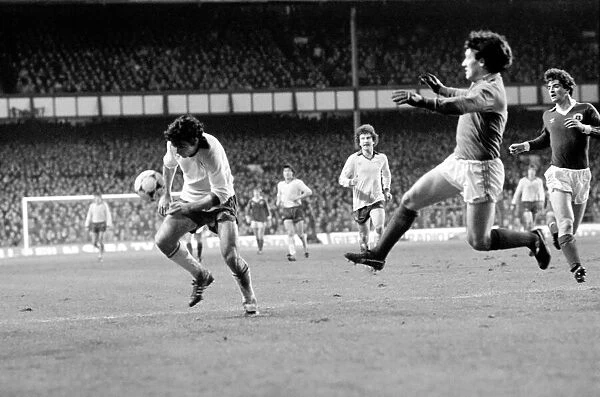 Everton 2 v. Arsenal 0. F. A Cup. January 1981 MF01-01-037